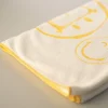 Asciugamano Grande Collezione Smiley World - Giallo*MINISO Discount