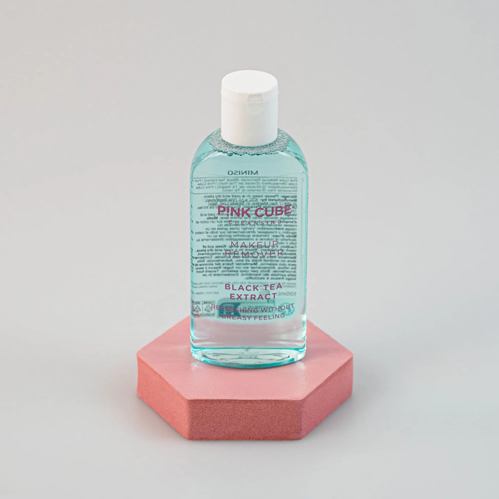 Make Up Remover - Pink Cube (Black Tea Extract)*MINISO New