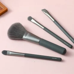 Mini Set Di 4 Pennelli*MINISO Clearance