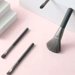 Mini Set Di 4 Pennelli*MINISO Clearance