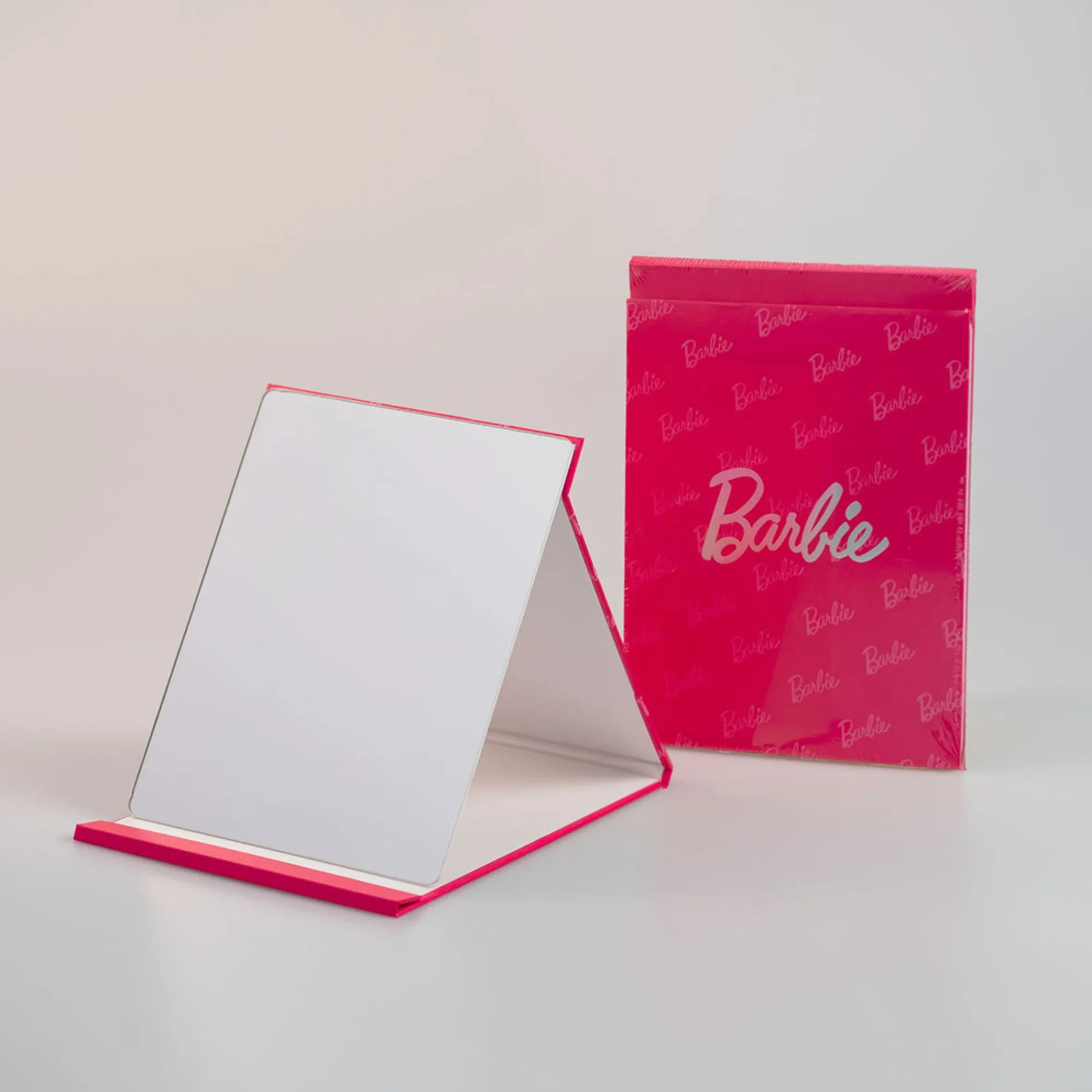 Specchio Pieghevole - Barbie (1 Pz)*MINISO Outlet